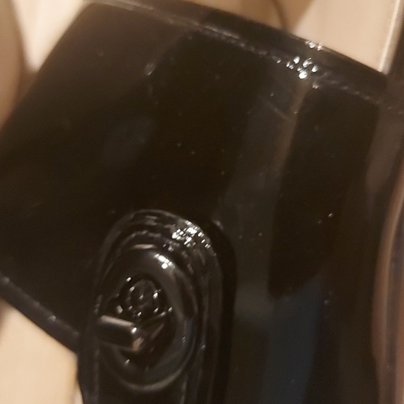 Coach Black Sandals/ Sz 8.5 B/Mint Condition - Picture 3 of 7